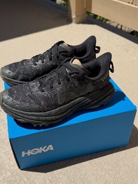 Hoka Women's Black Speedgoat 6 GTX Trail Running Shoes